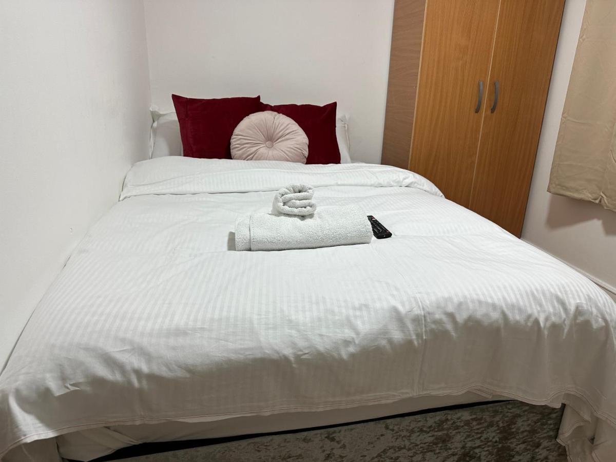 City Lodge Shadwell London Exteriör bild