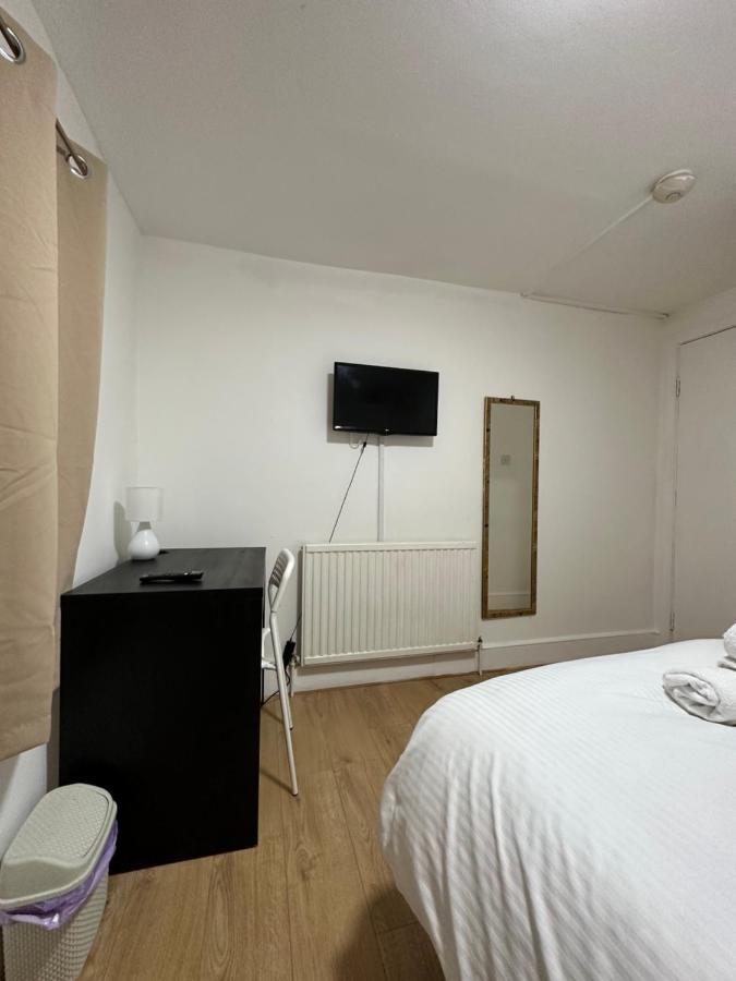 City Lodge Shadwell London Exteriör bild