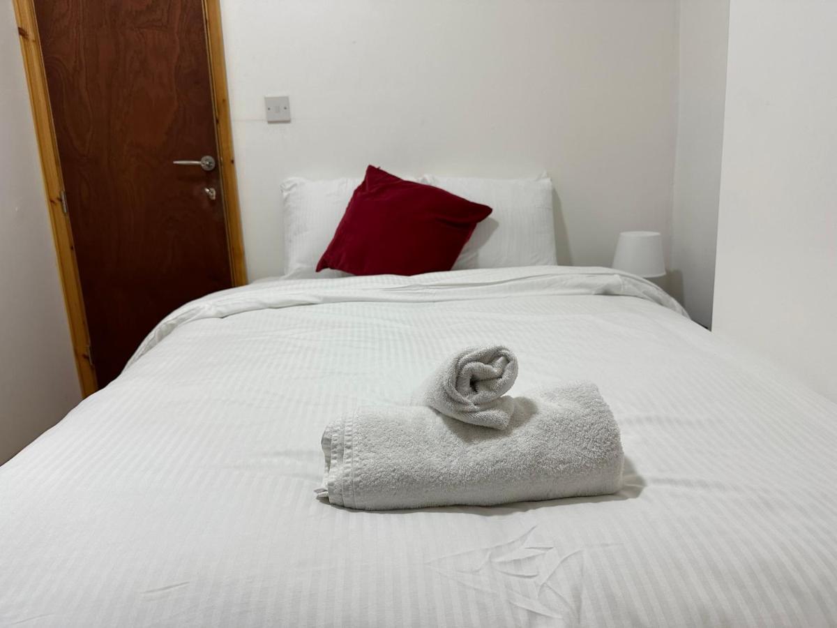 City Lodge Shadwell London Exteriör bild
