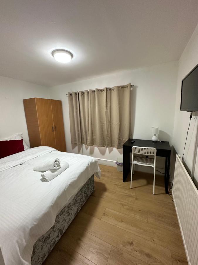 City Lodge Shadwell London Exteriör bild